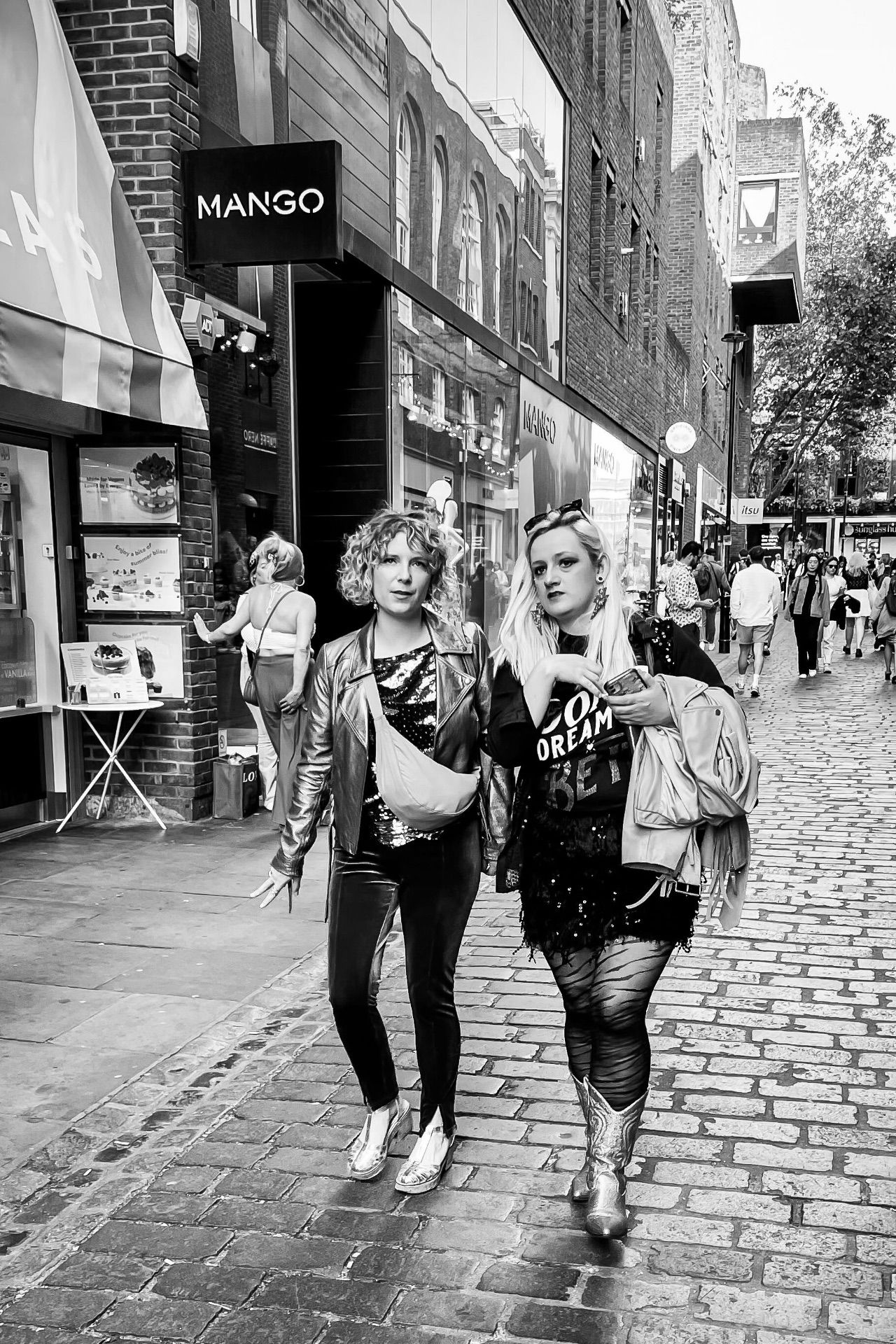 Streets of London — photograph 4